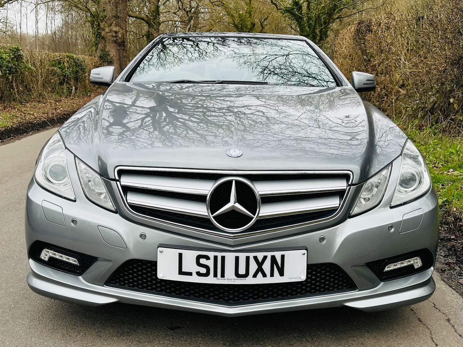 Used Mercedes-Benz E Class 2011 for sale - 77905907: Photo 3