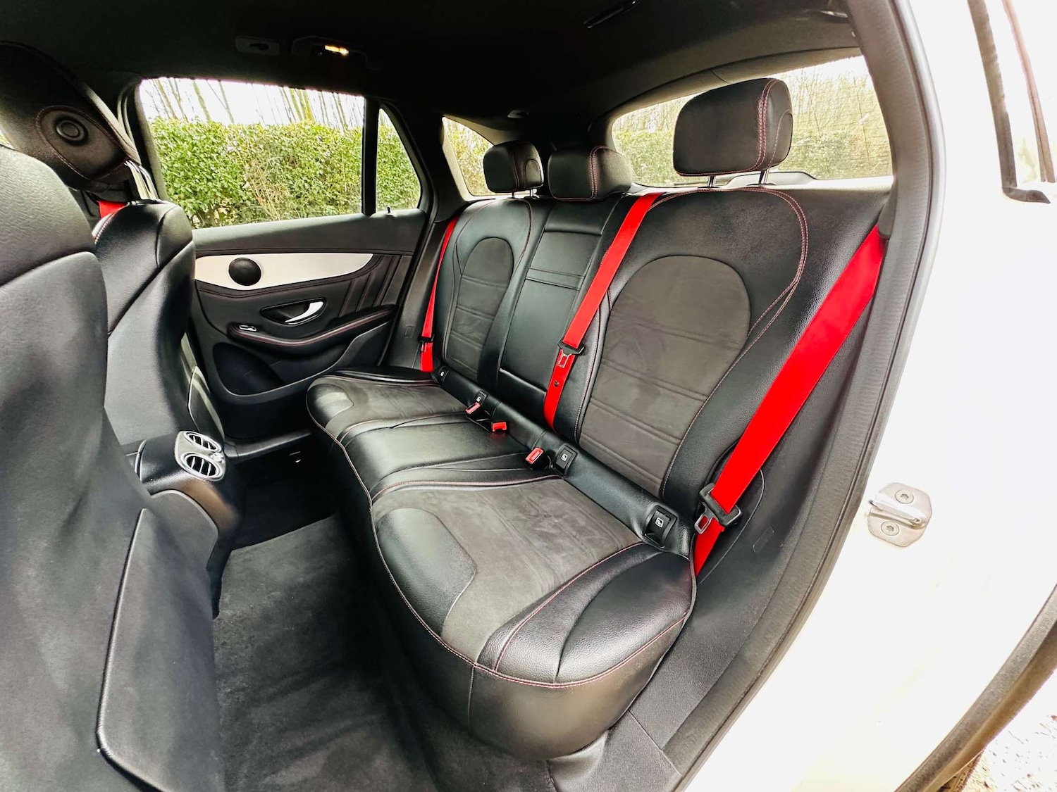 Used Mercedes-Benz GLC 2018 for sale - 77963185: Photo 22