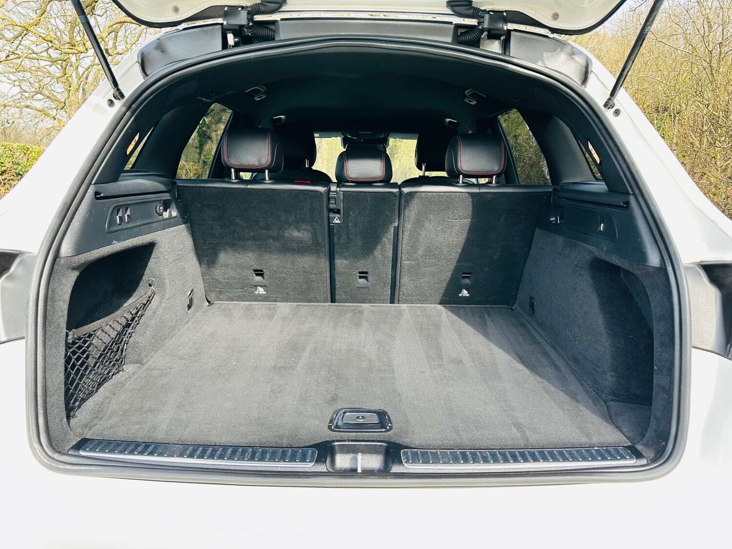 Used Mercedes-Benz GLC 2018 for sale - 77963185: Photo 39