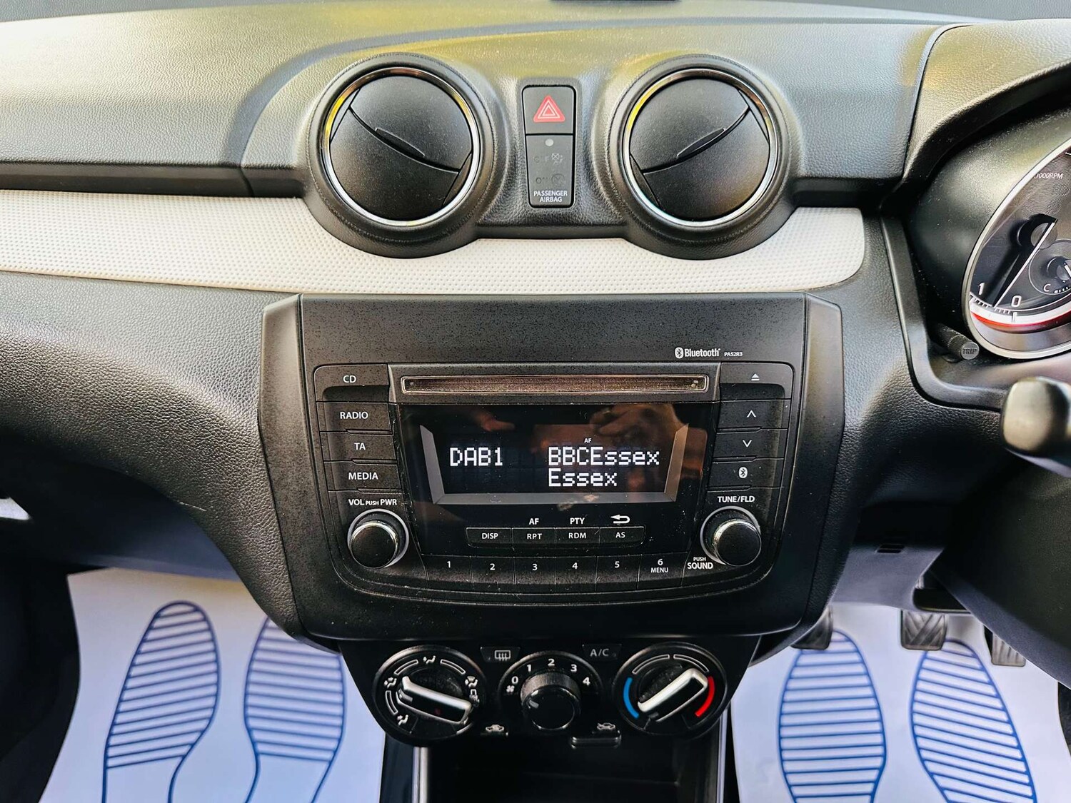 Used Suzuki Swift 2022 for sale - 76058304: Photo 11