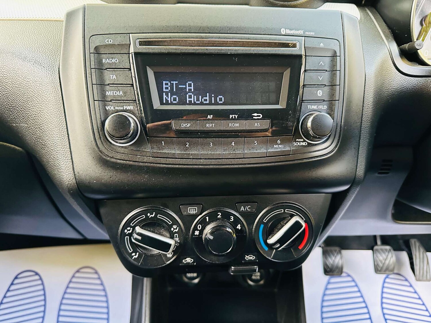 Used Suzuki Swift 2022 for sale - 76058304: Photo 13