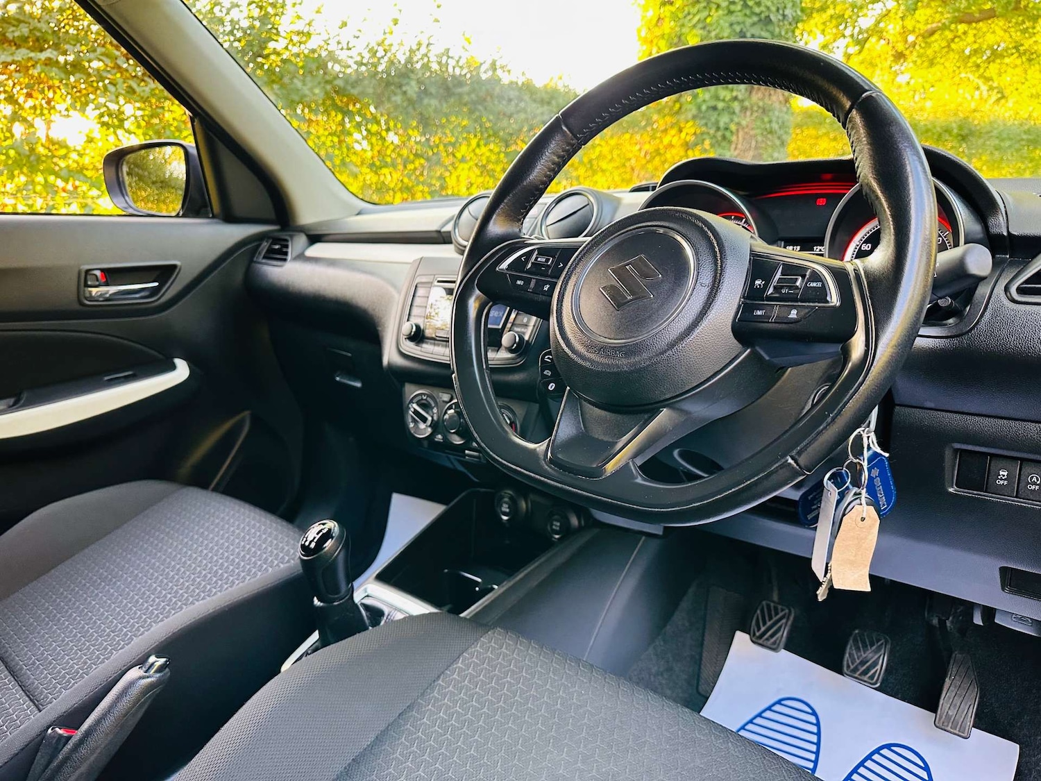 Used Suzuki Swift 2022 for sale - 76058304: Photo 16