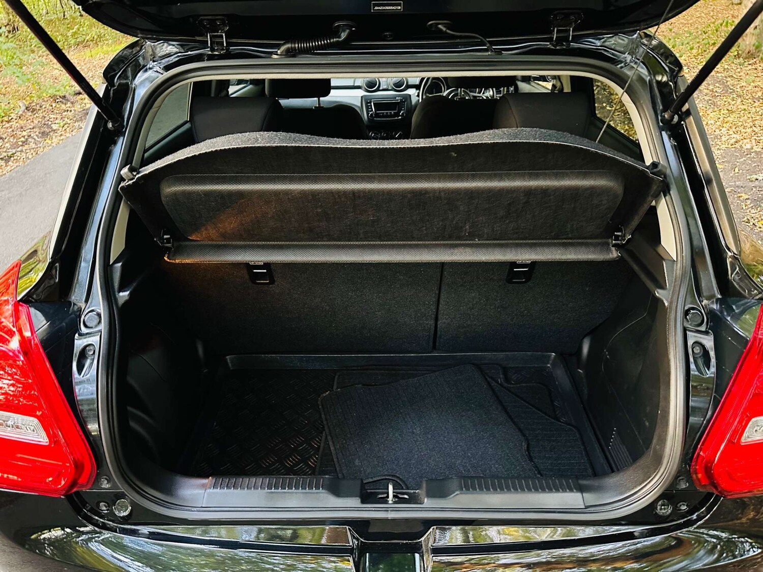 Used Suzuki Swift 2022 for sale - 76058304: Photo 34