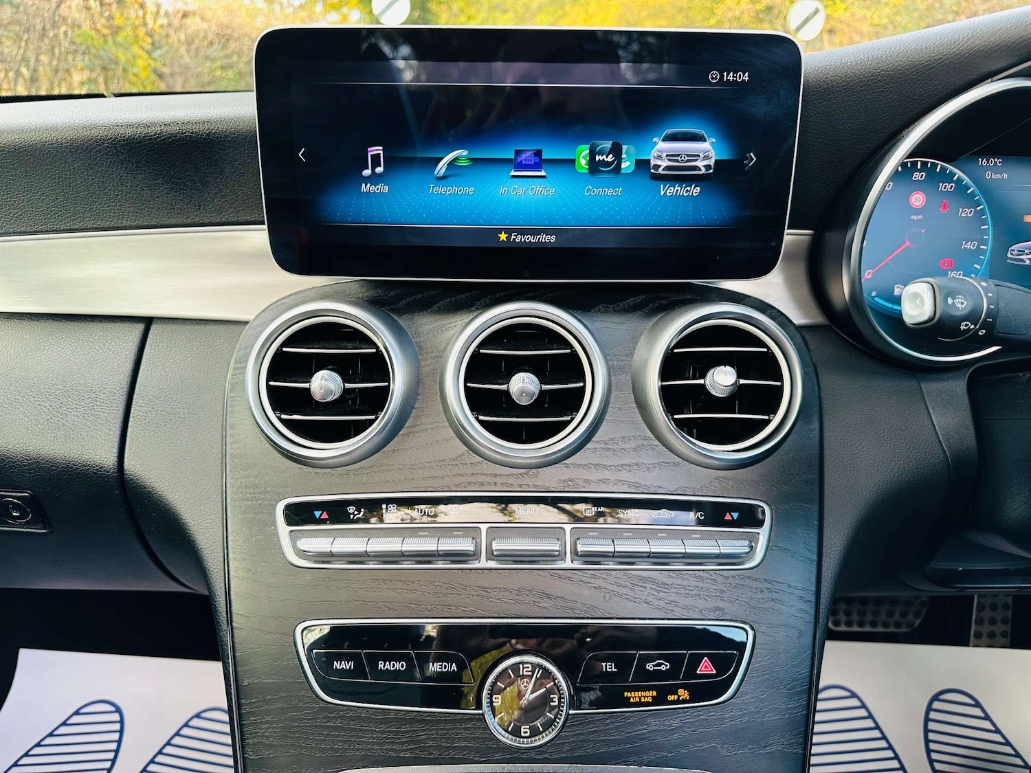 Used Mercedes-Benz C Class 2019 for sale - 76567745: Photo 14