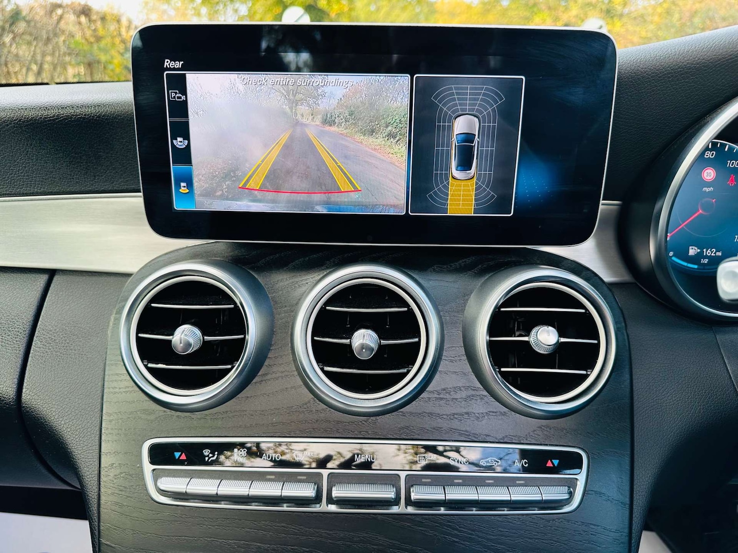 Used Mercedes-Benz C Class 2019 for sale - 76567745: Photo 15