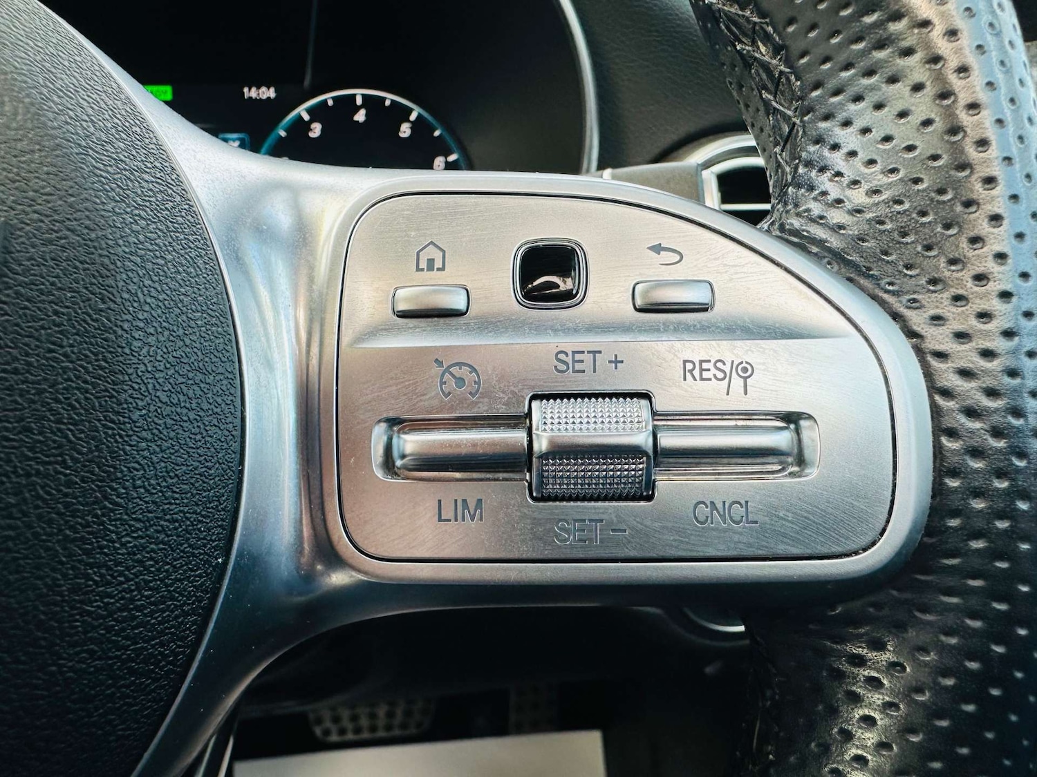 Used Mercedes-Benz C Class 2019 for sale - 76567745: Photo 25