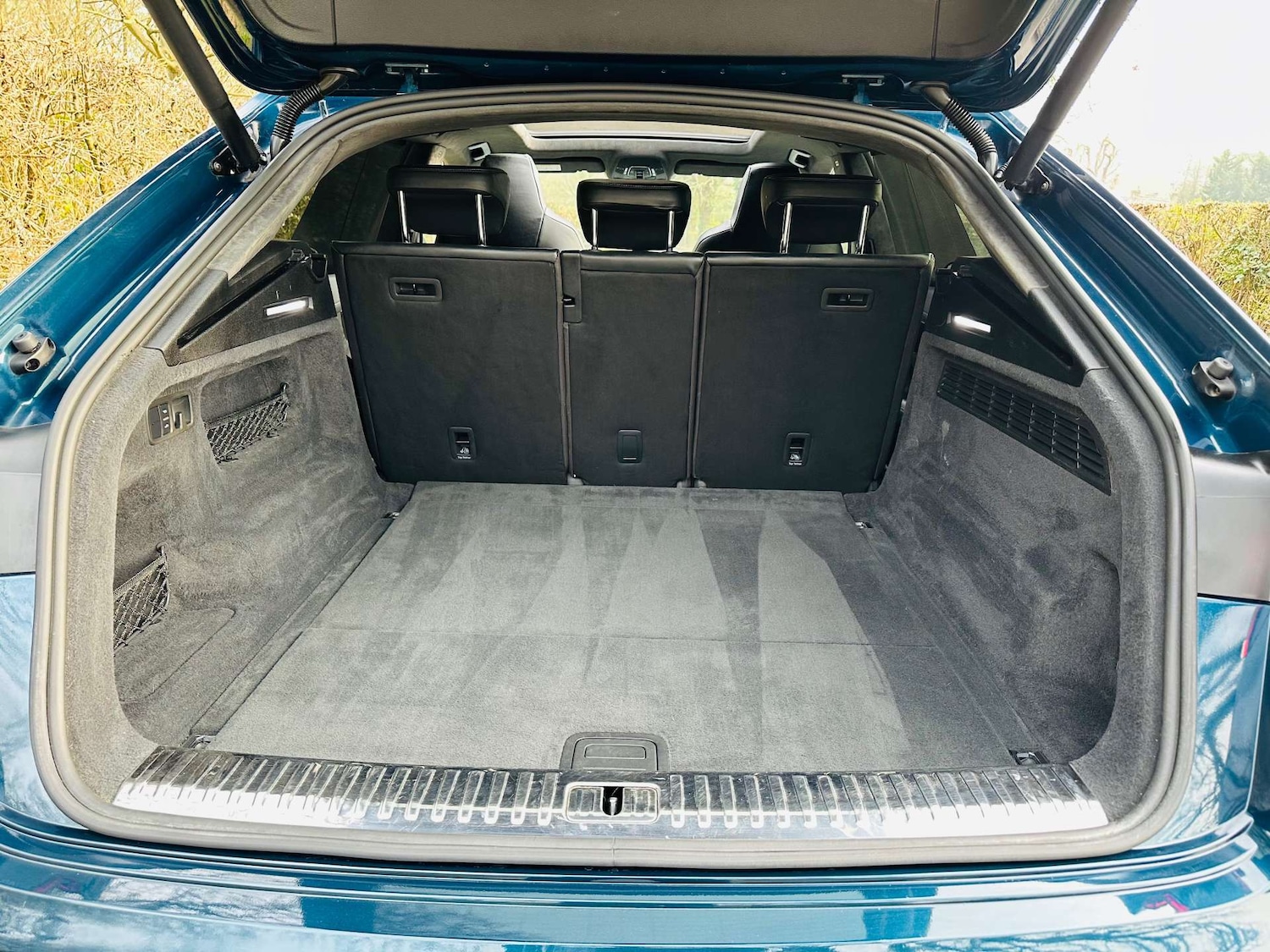 Used Audi Q8 2020 for sale - 77989973: Photo 52