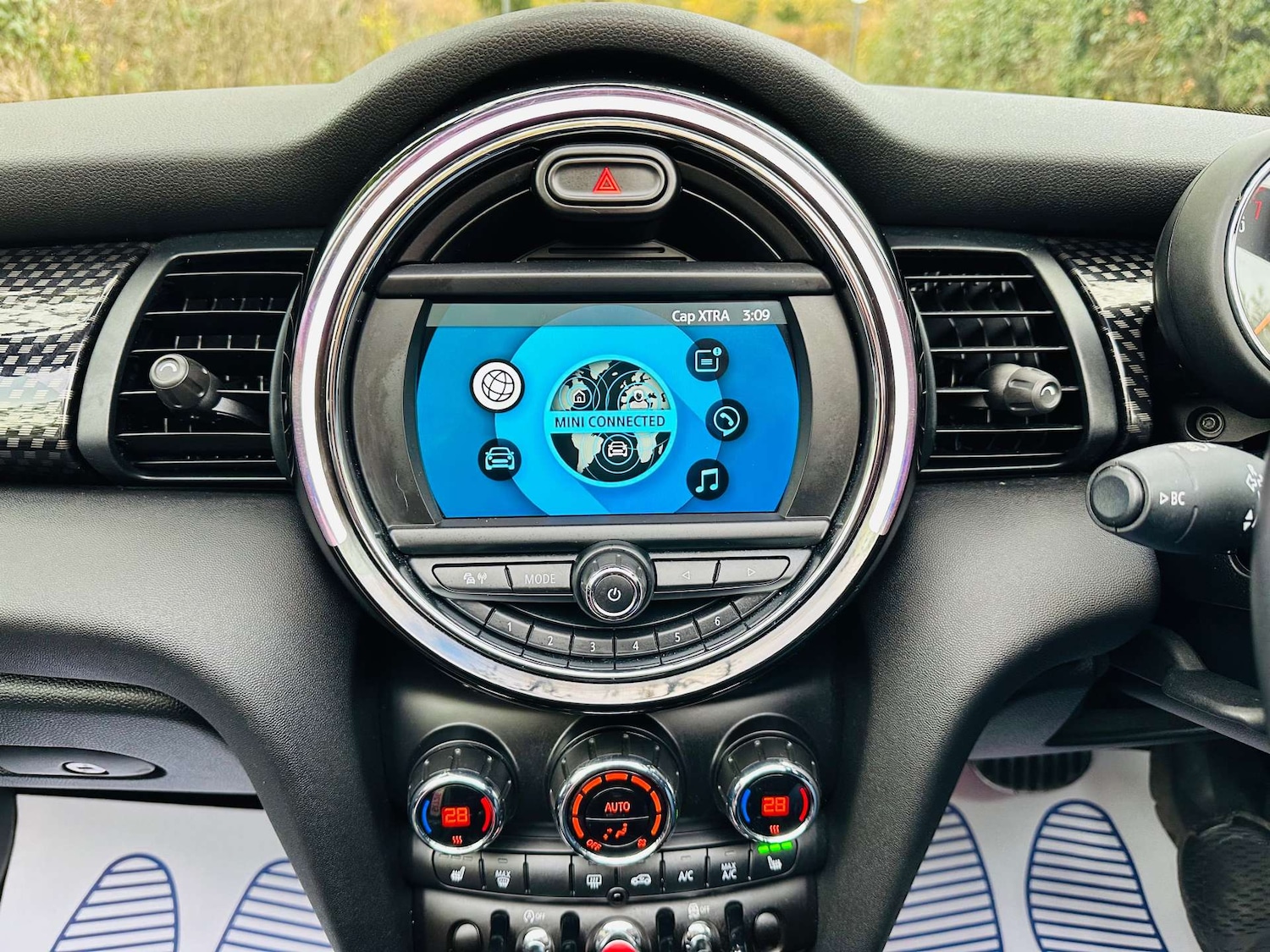 Used MINI Convertible 2019 for sale - 76694814: Photo 14