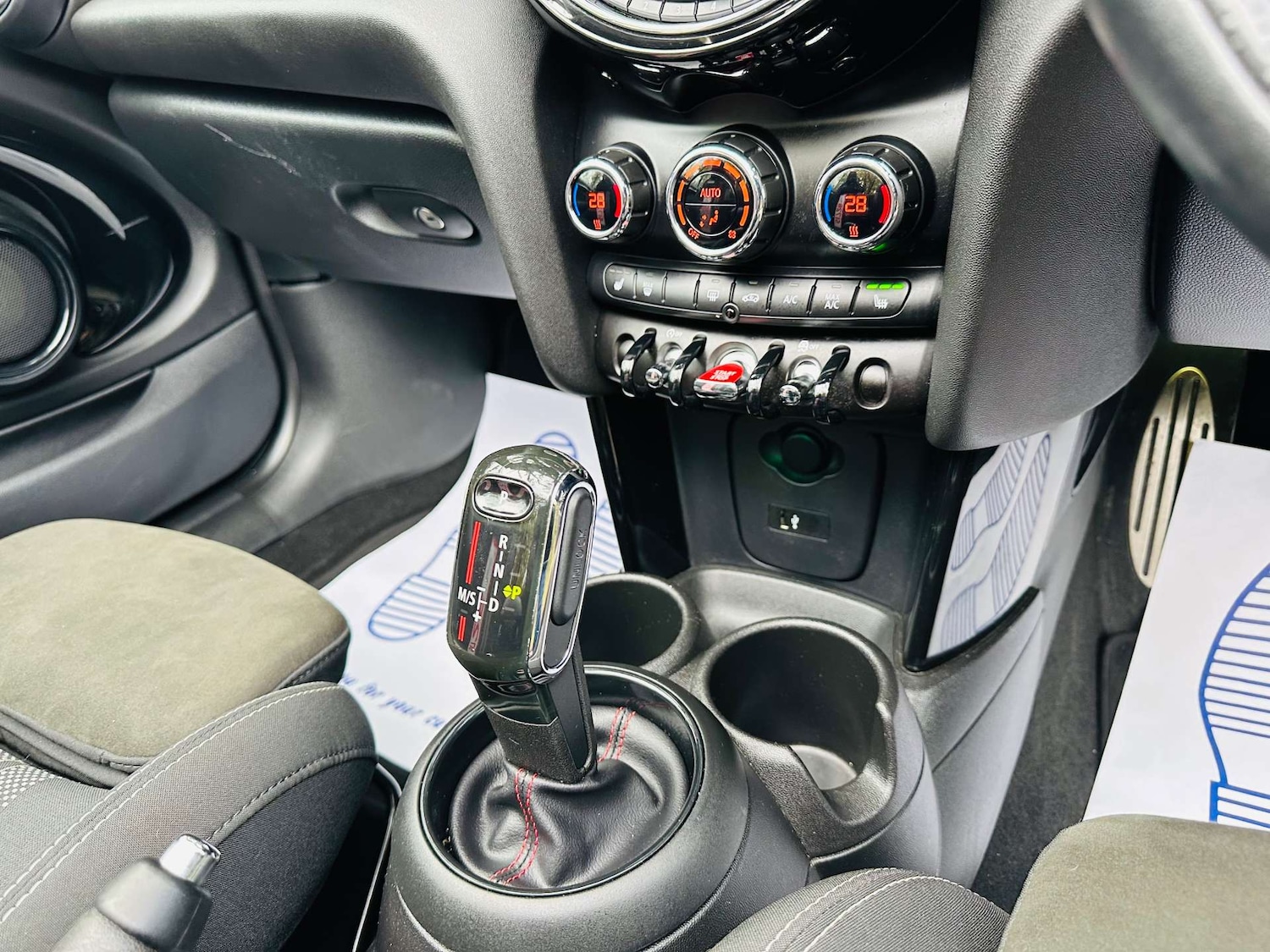 Used MINI Convertible 2019 for sale - 76694814: Photo 16