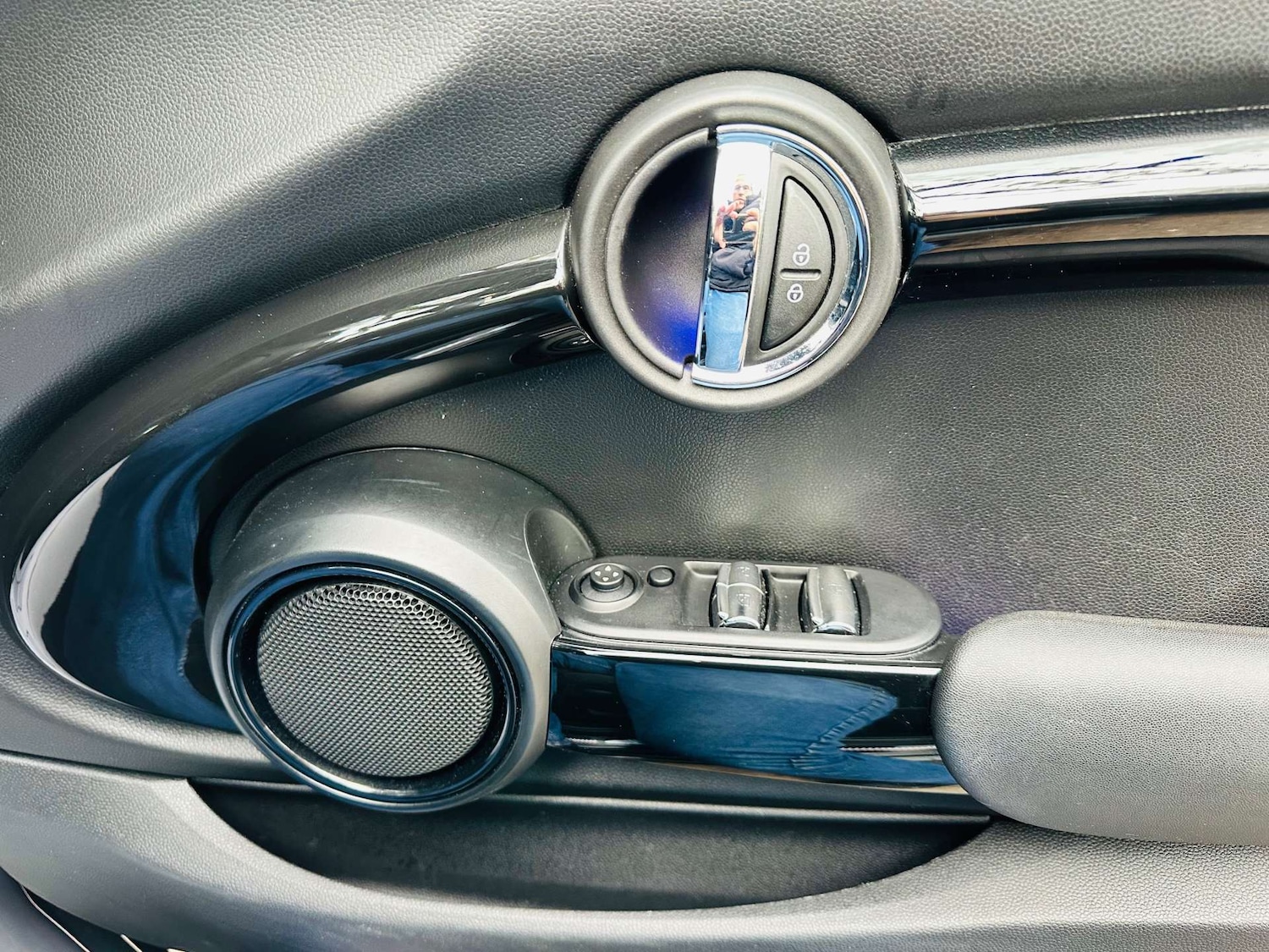 Used MINI Convertible 2019 for sale - 76694814: Photo 24