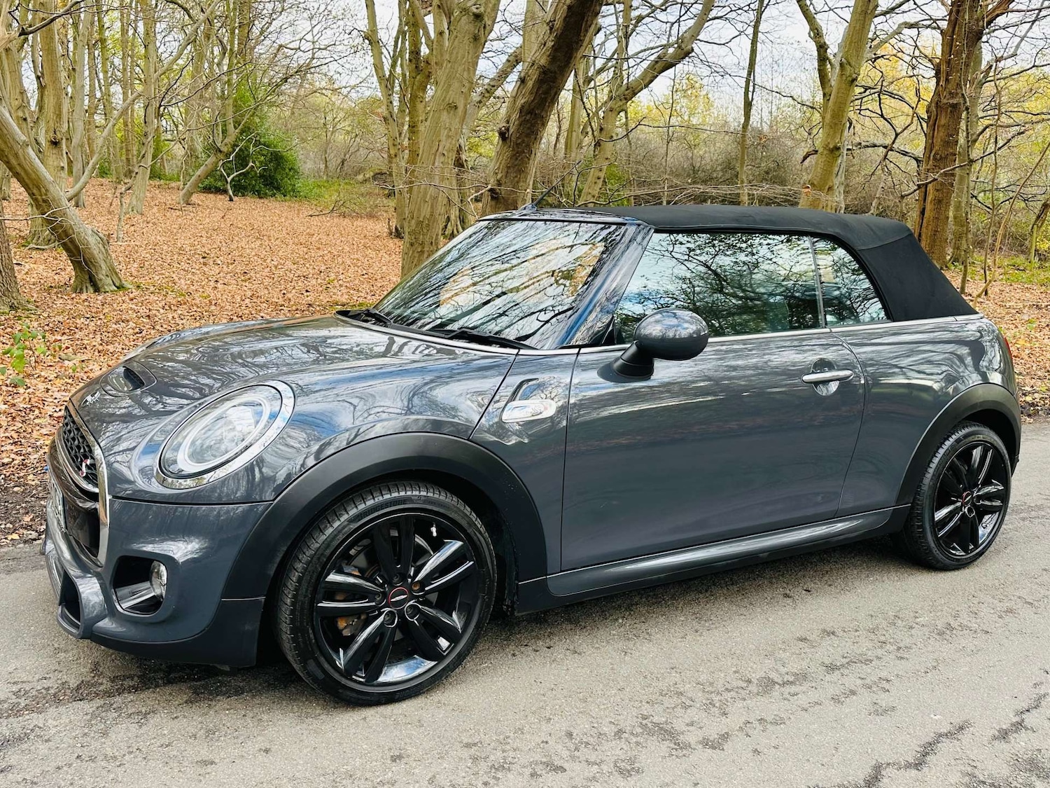 Used MINI Convertible 2019 for sale - 76694814: Photo 29
