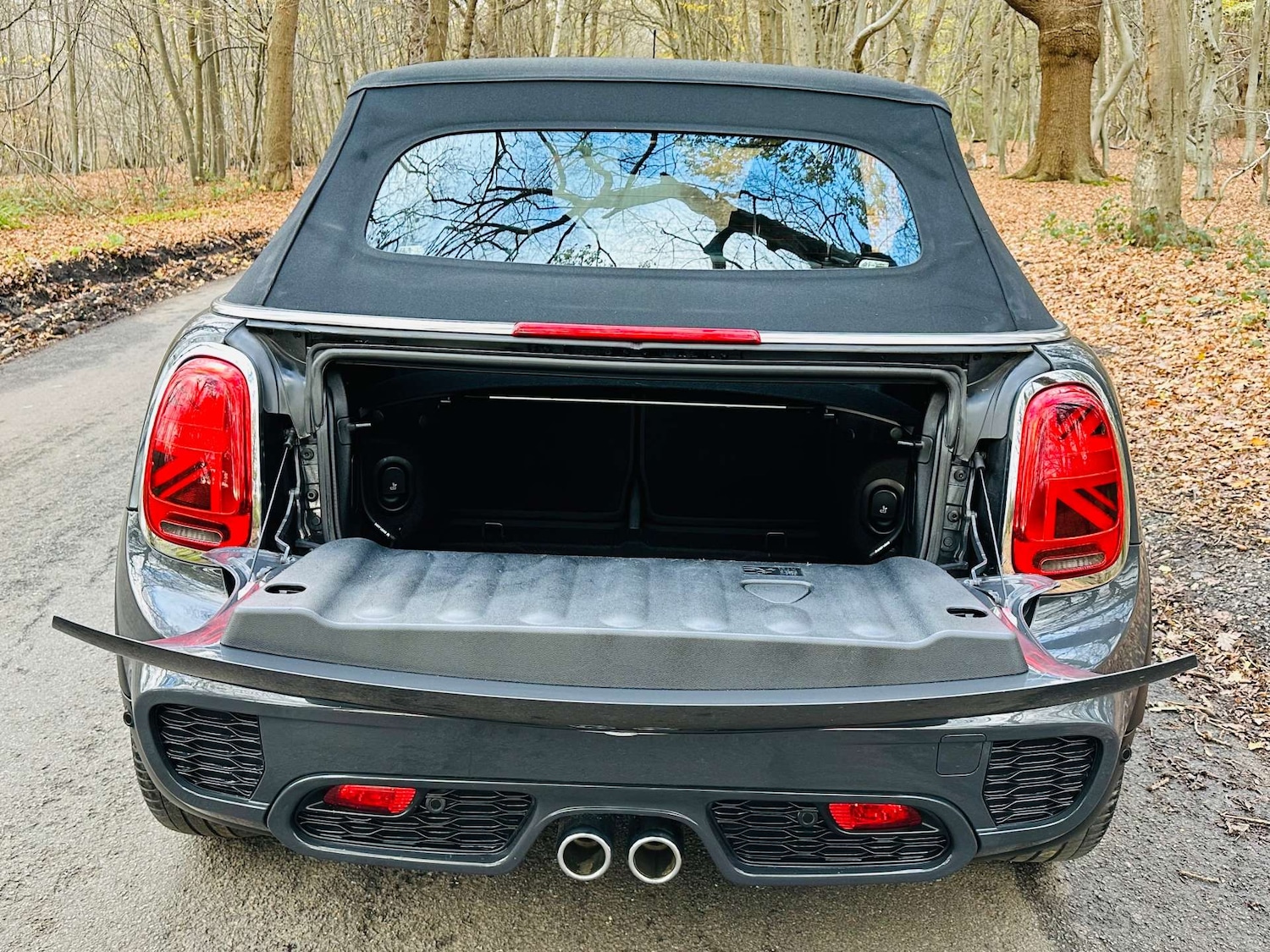 Used MINI Convertible 2019 for sale - 76694814: Photo 39