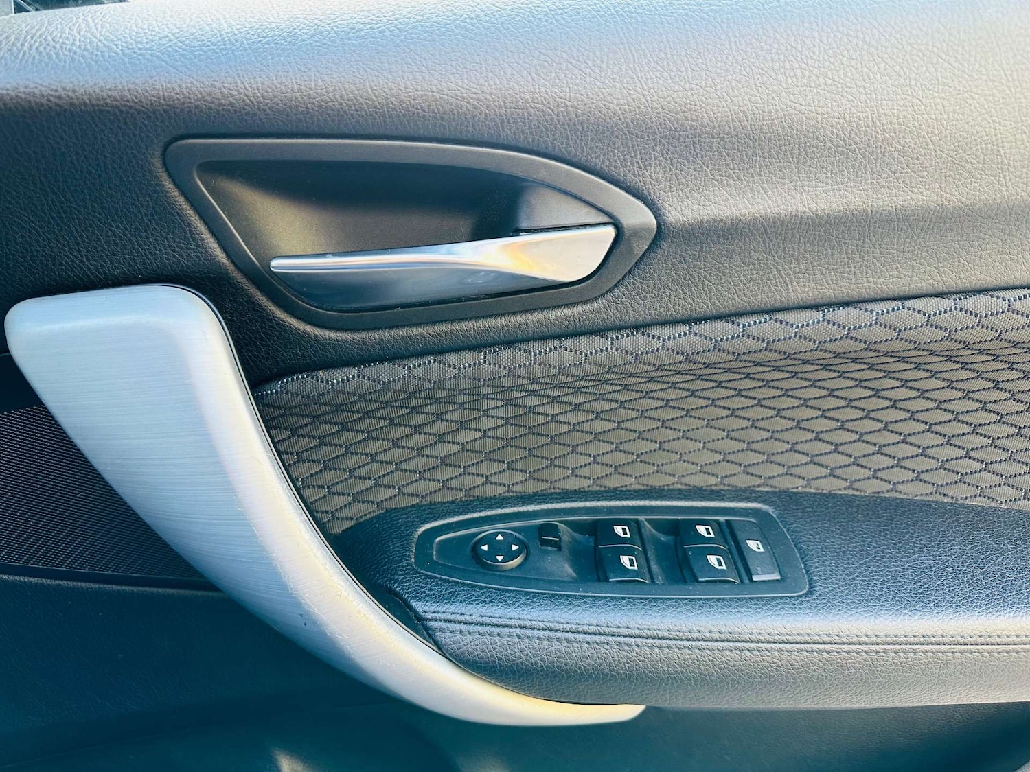 Used Peugeot 308 2015 for sale - 76601823: Photo 23