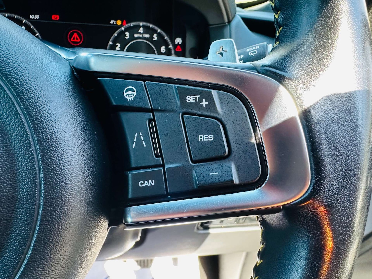 Used Jaguar F-Pace 2020 for sale - 78031025: Photo 25