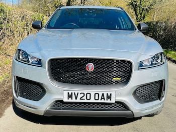 Used Jaguar F-Pace 2020 for sale - 78031025: Photo