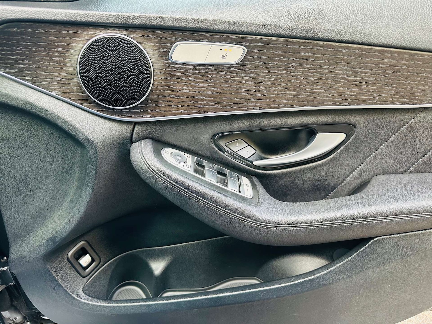 Used Mercedes-Benz C Class 2021 for sale - 76356028: Photo 24