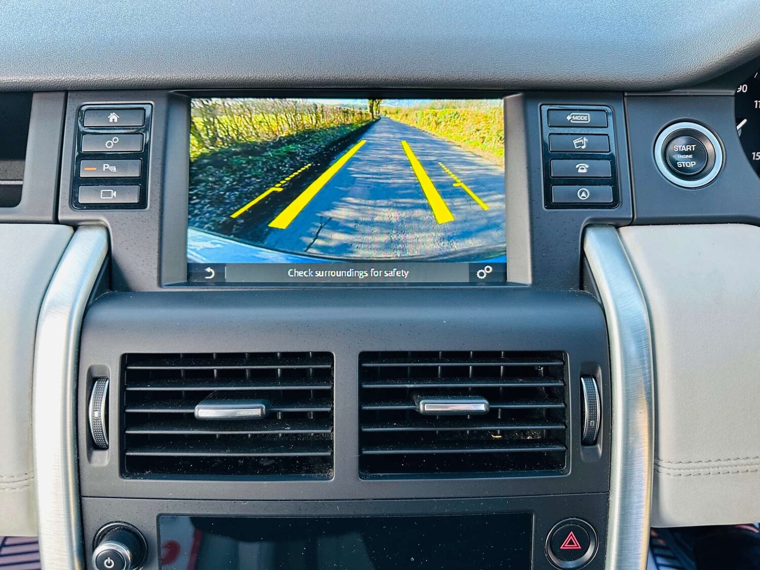 Used Land Rover Discovery Sport 2018 for sale - 77836372: Photo 12