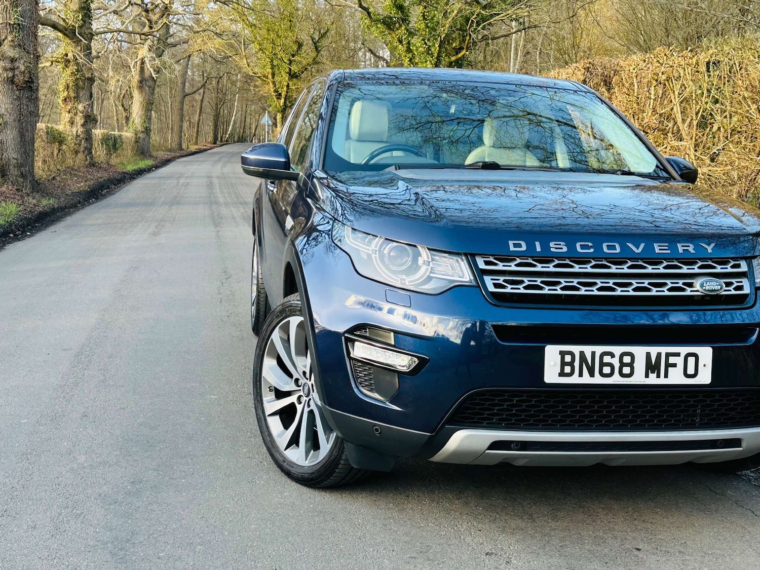 Used Land Rover Discovery Sport 2018 for sale - 77836372: Photo 2