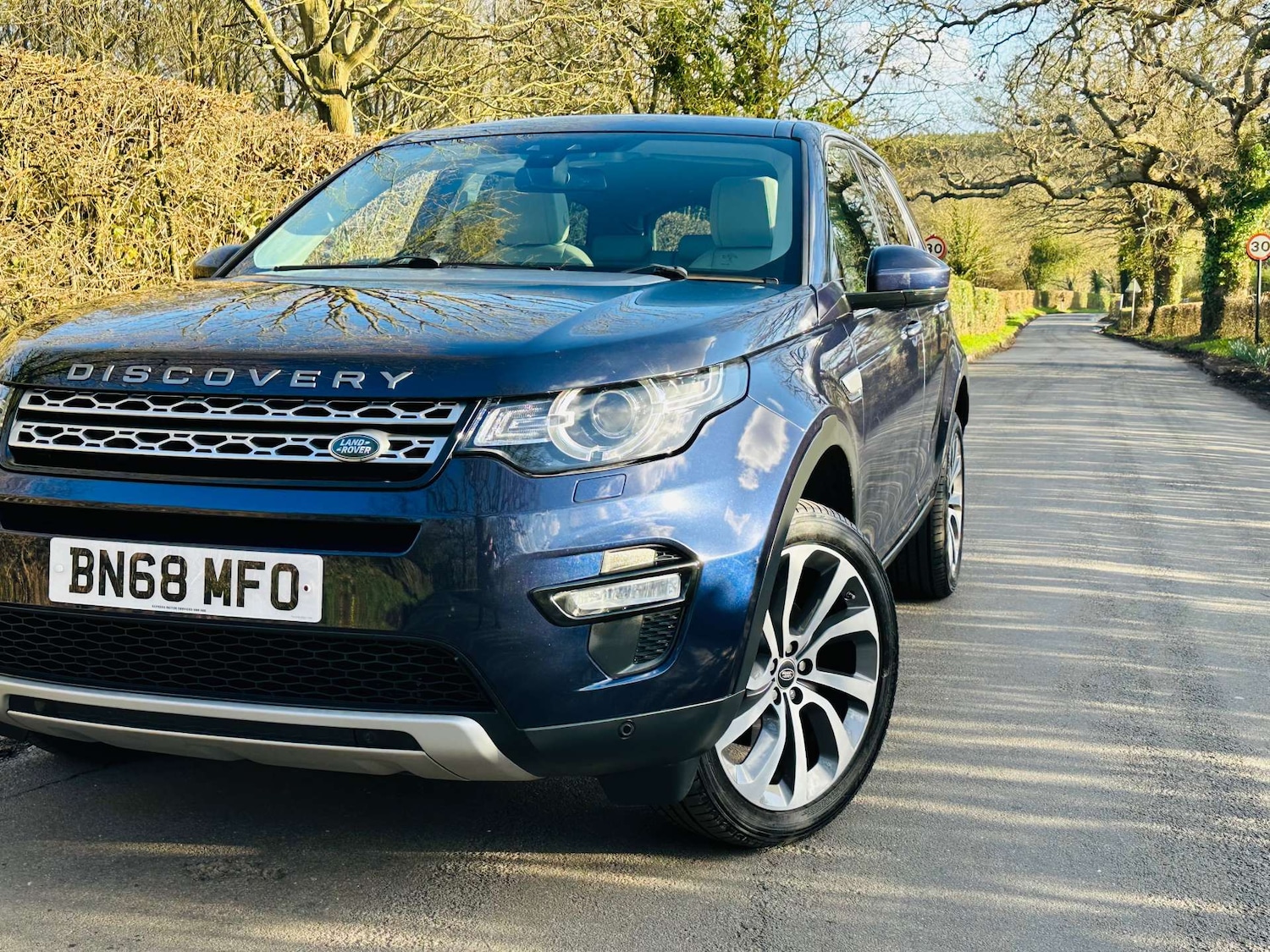 Used Land Rover Discovery Sport 2018 for sale - 77836372: Photo 4