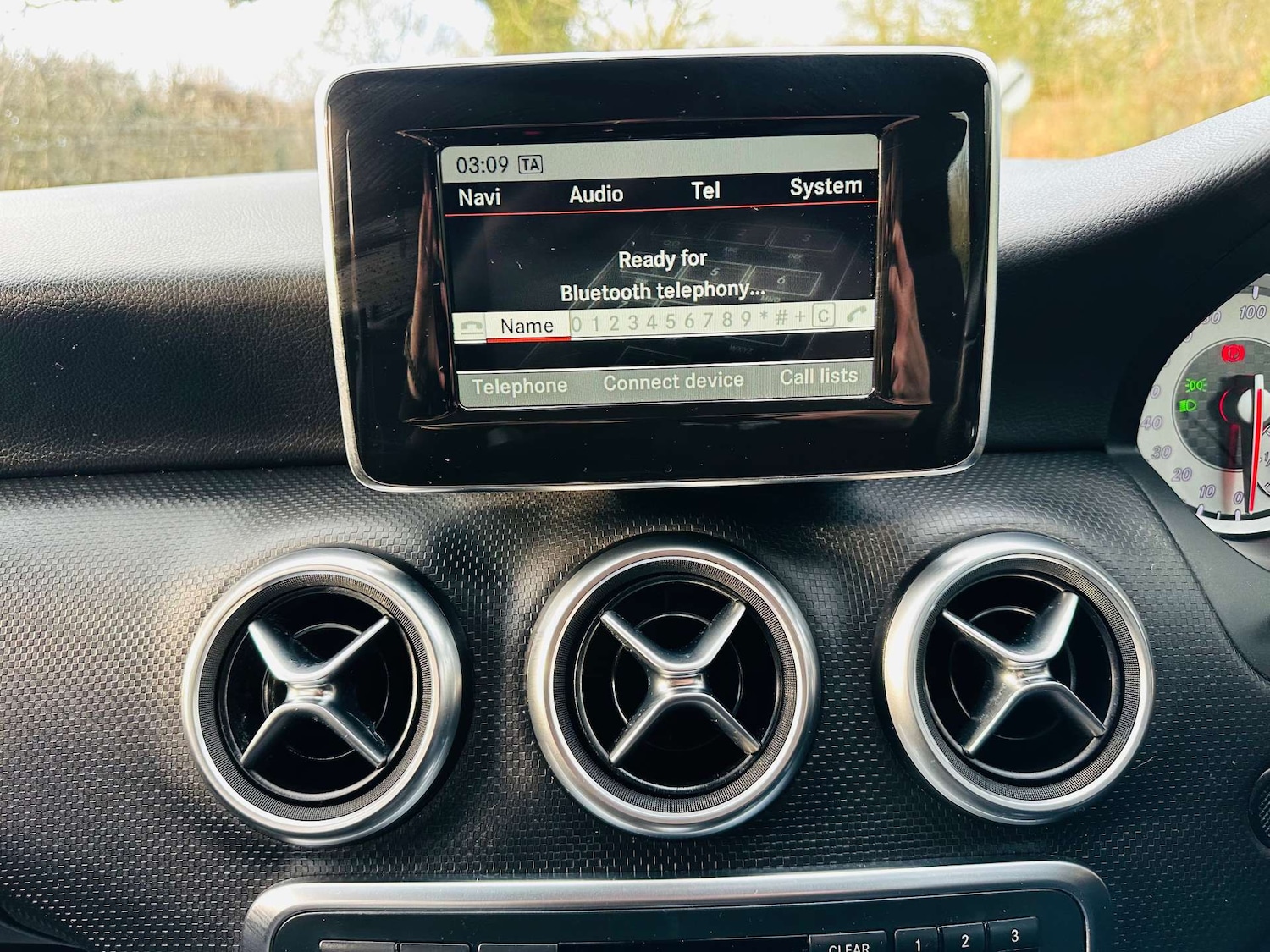 Used Mercedes-Benz A-Class 2015 for sale - 77621878: Photo 11