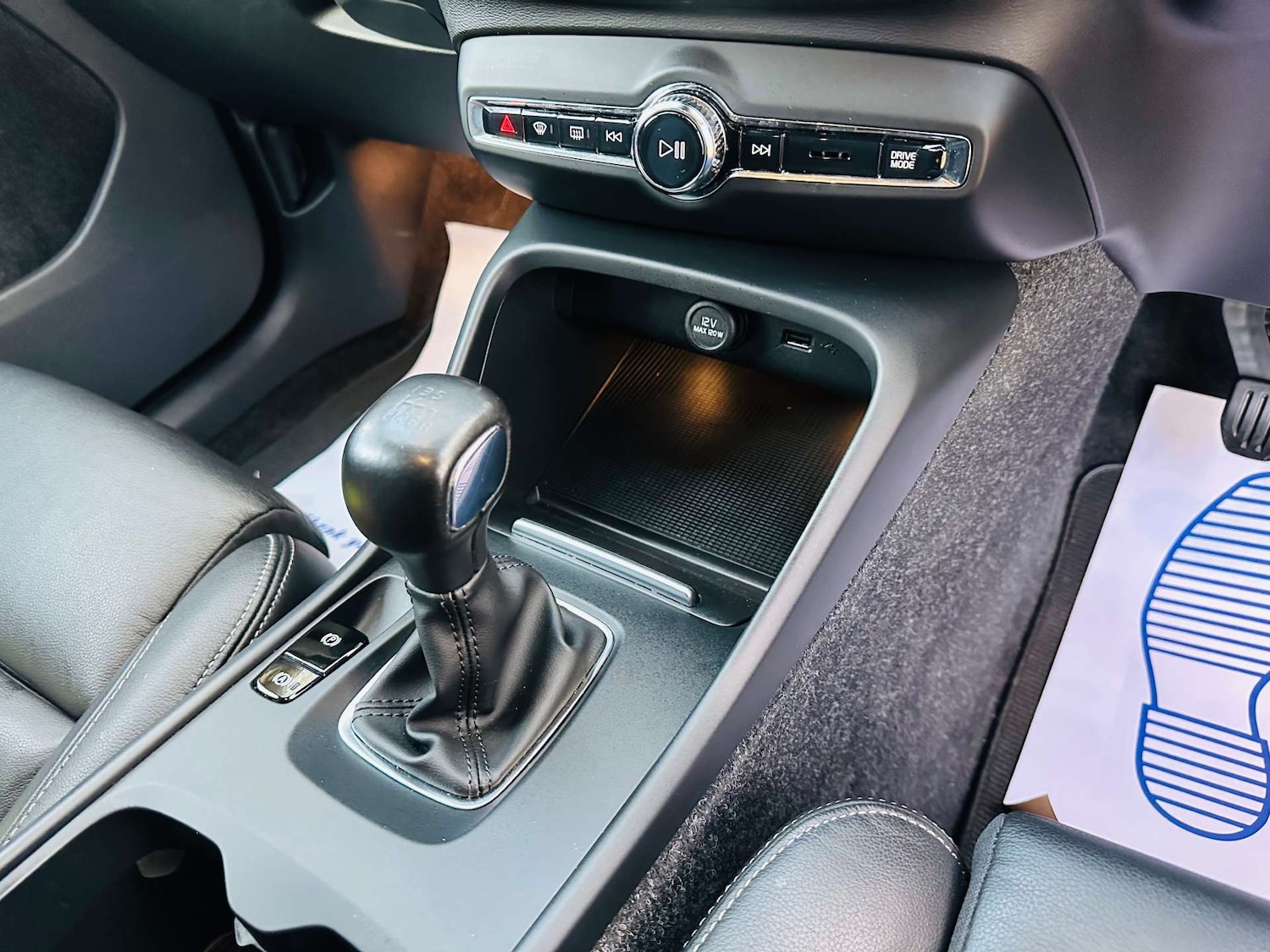 Used Volvo XC40 2020 for sale - 76737875: Photo 14