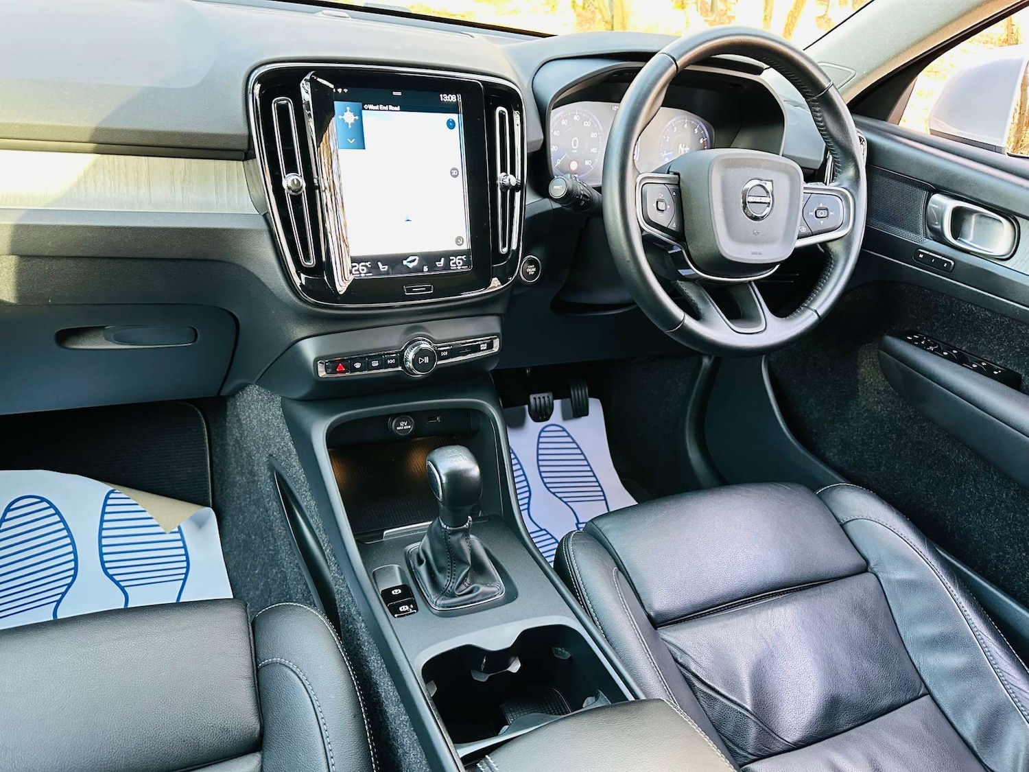 Used Volvo XC40 2020 for sale - 76737875: Photo 8