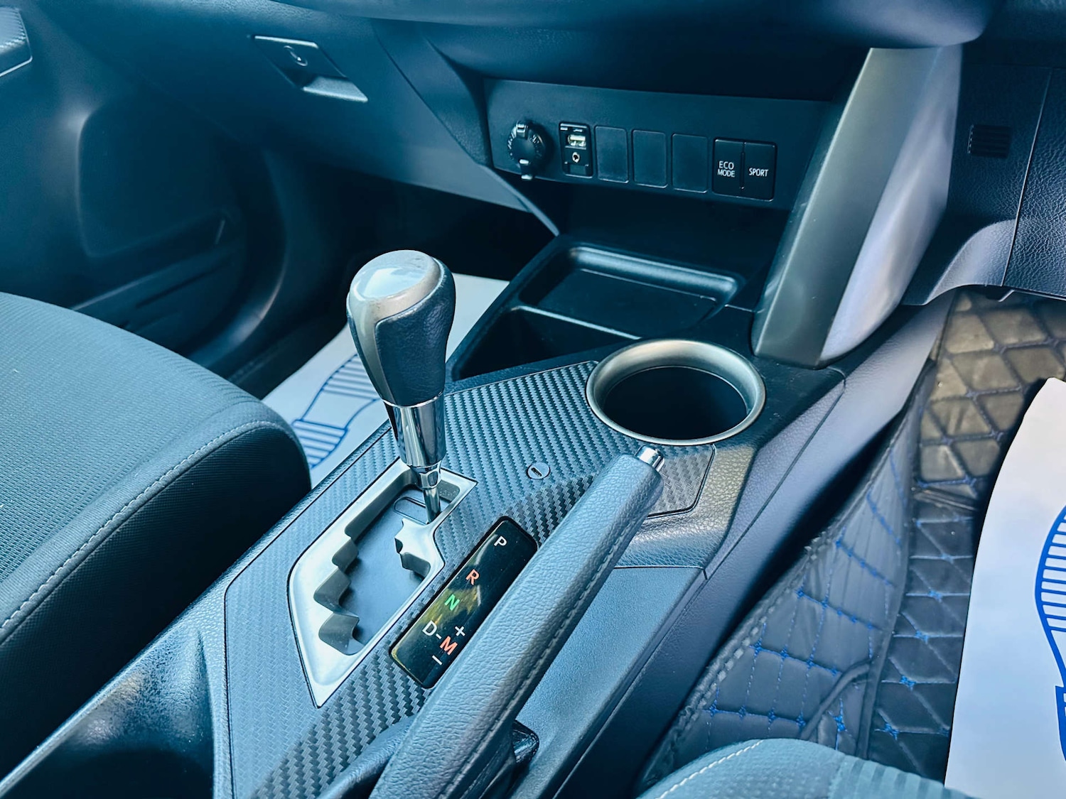 Used Toyota RAV4 2015 for sale - 76363959: Photo 16