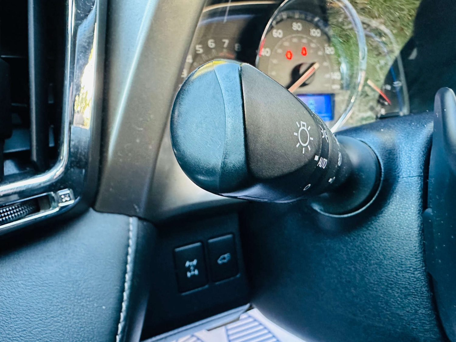 Used Toyota RAV4 2015 for sale - 76363959: Photo 20