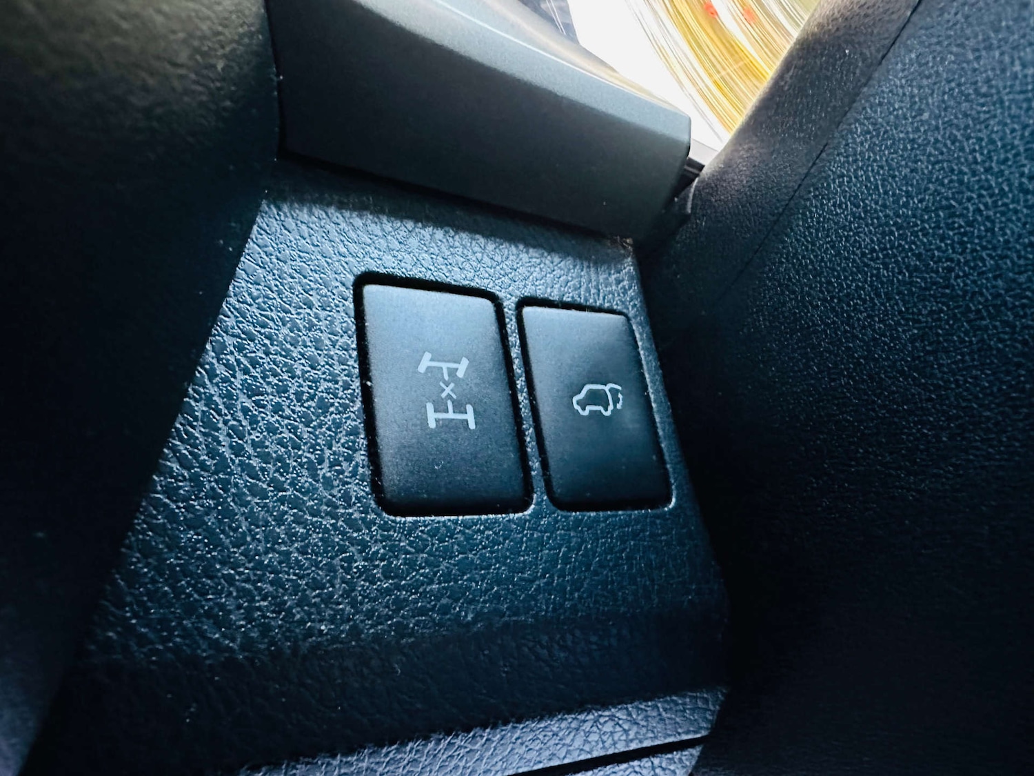 Used Toyota RAV4 2015 for sale - 76363959: Photo 21