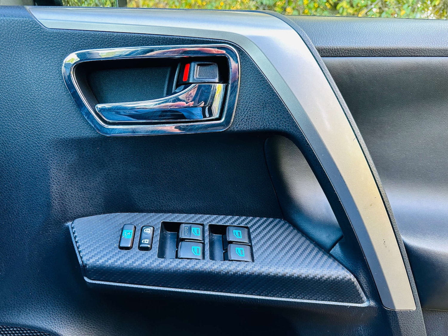 Used Toyota RAV4 2015 for sale - 76363959: Photo 26