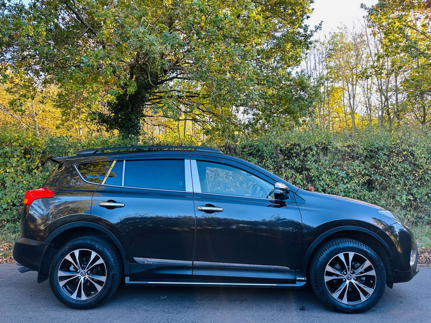 Used Toyota RAV4 2015 for sale - 76363959: Photo 52