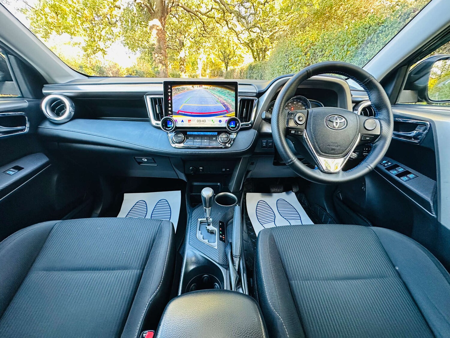 Used Toyota RAV4 2015 for sale - 76363959: Photo 9