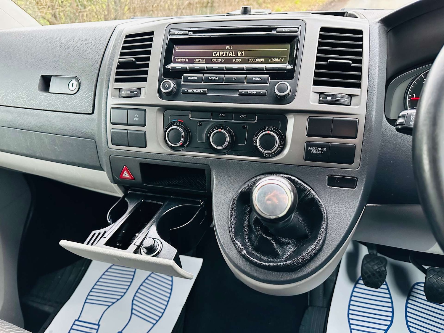 Used Volkswagen Transporter 2015 for sale - 78171870: Photo 12