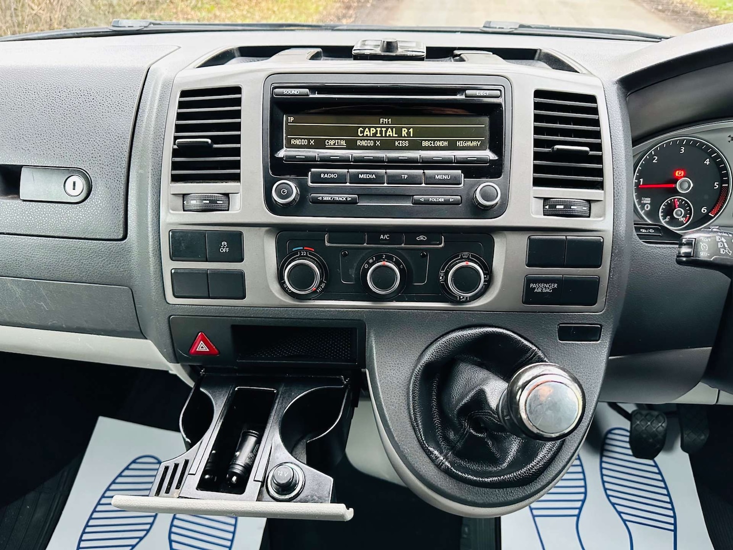 Used Volkswagen Transporter 2015 for sale - 78171870: Photo 13