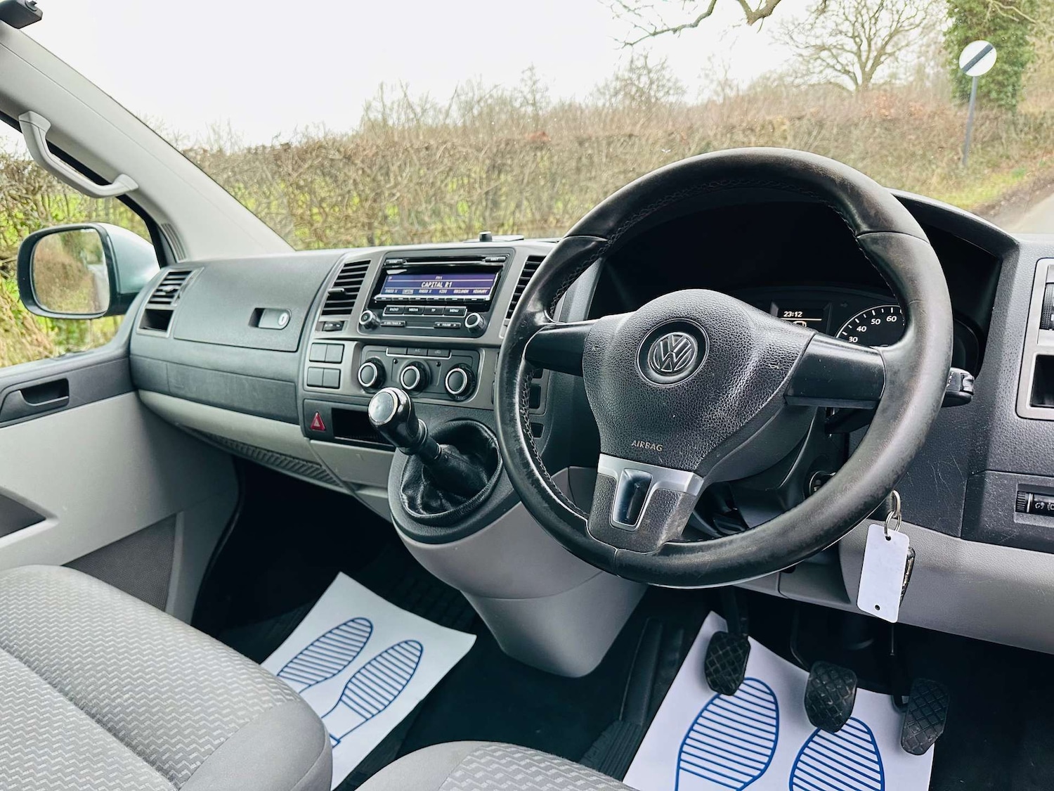 Used Volkswagen Transporter 2015 for sale - 78171870: Photo 15