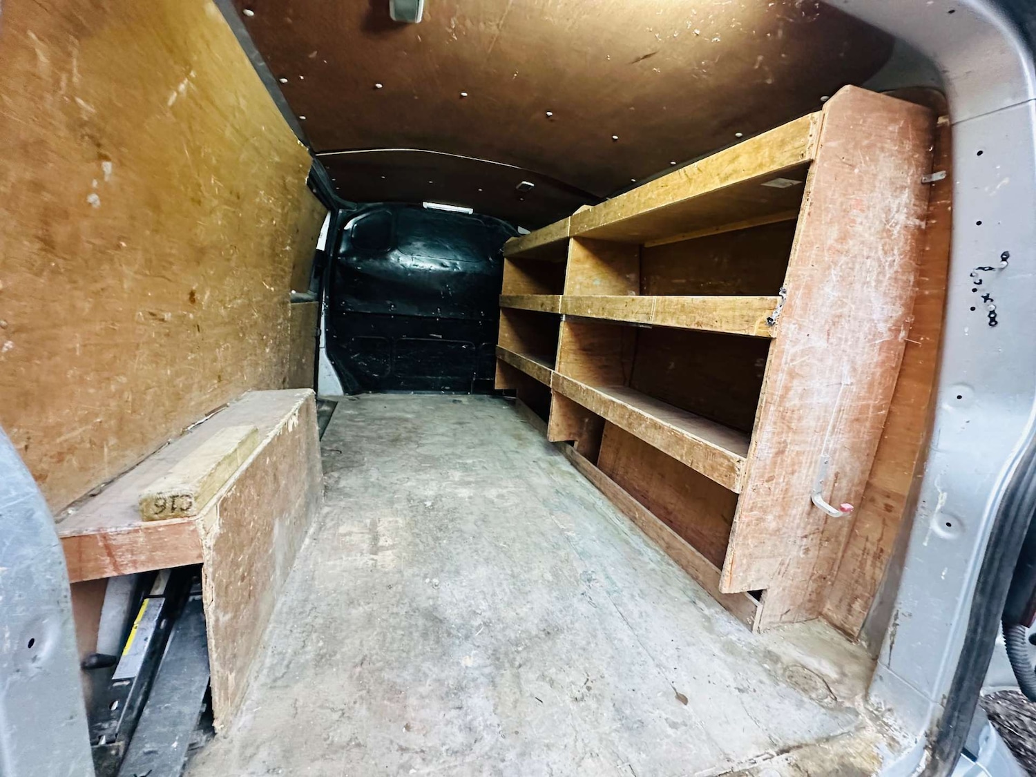 Used Volkswagen Transporter 2015 for sale - 78171870: Photo 31