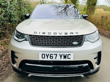 Used Land Rover Discovery 2017 for sale - 76002980: Photo