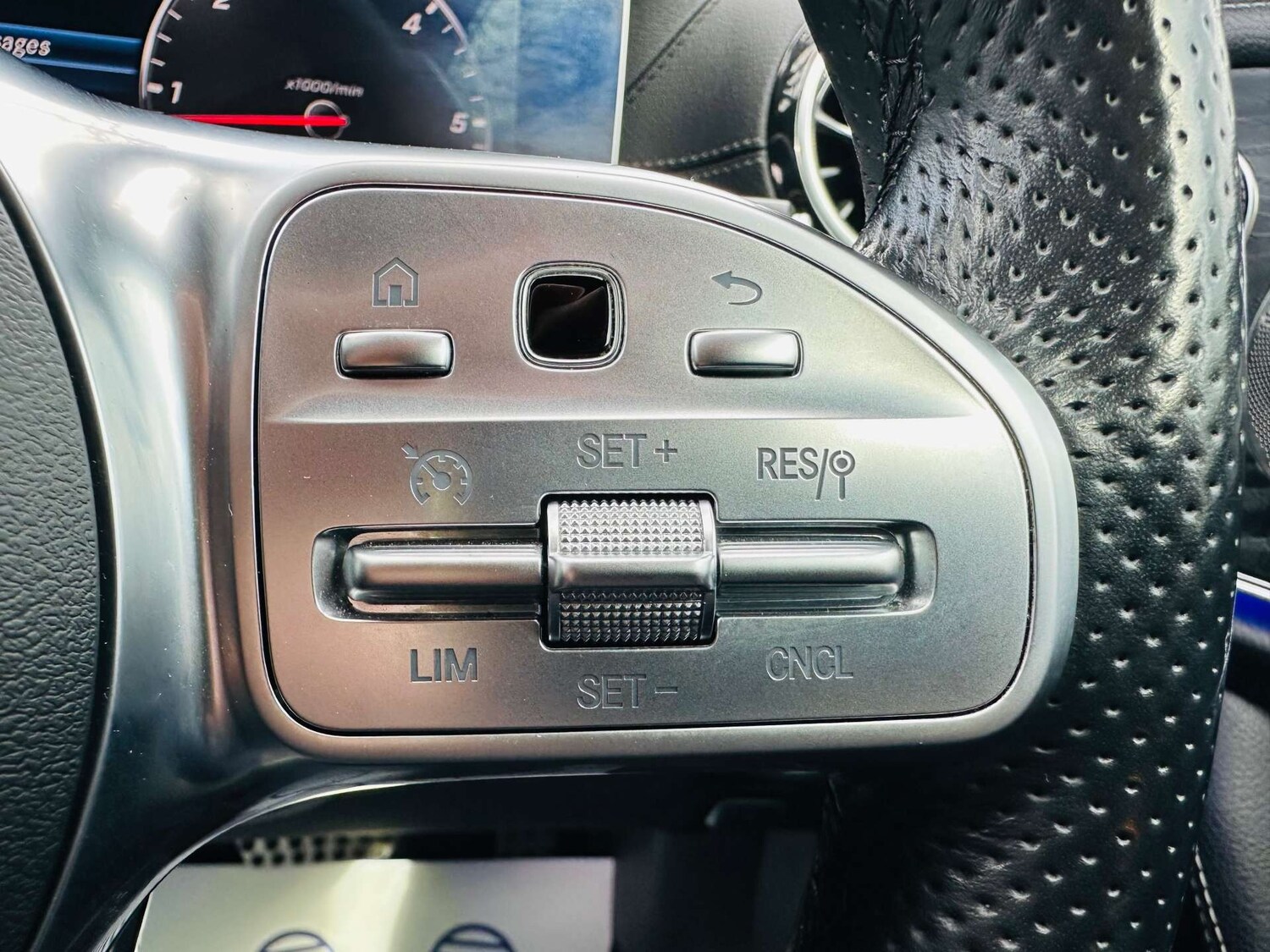 Used Mercedes-Benz E Class 2019 for sale - 77813610: Photo 27