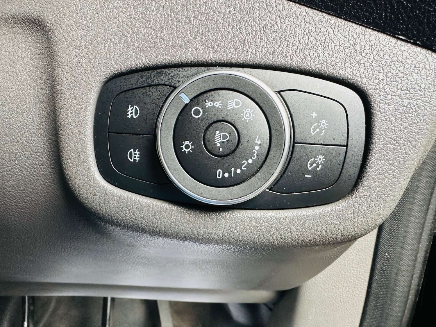 Used Ford Transit Connect 2019 for sale - 76375871: Photo 19