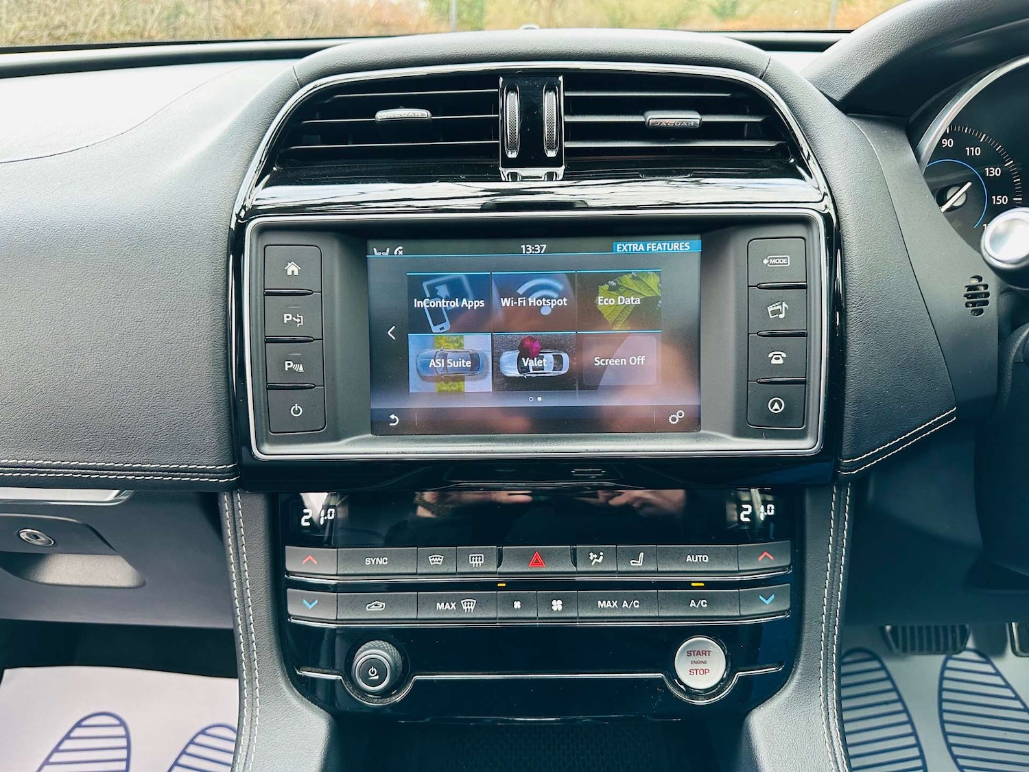 Used Jaguar F-Pace 2017 for sale - 77235359: Photo 11