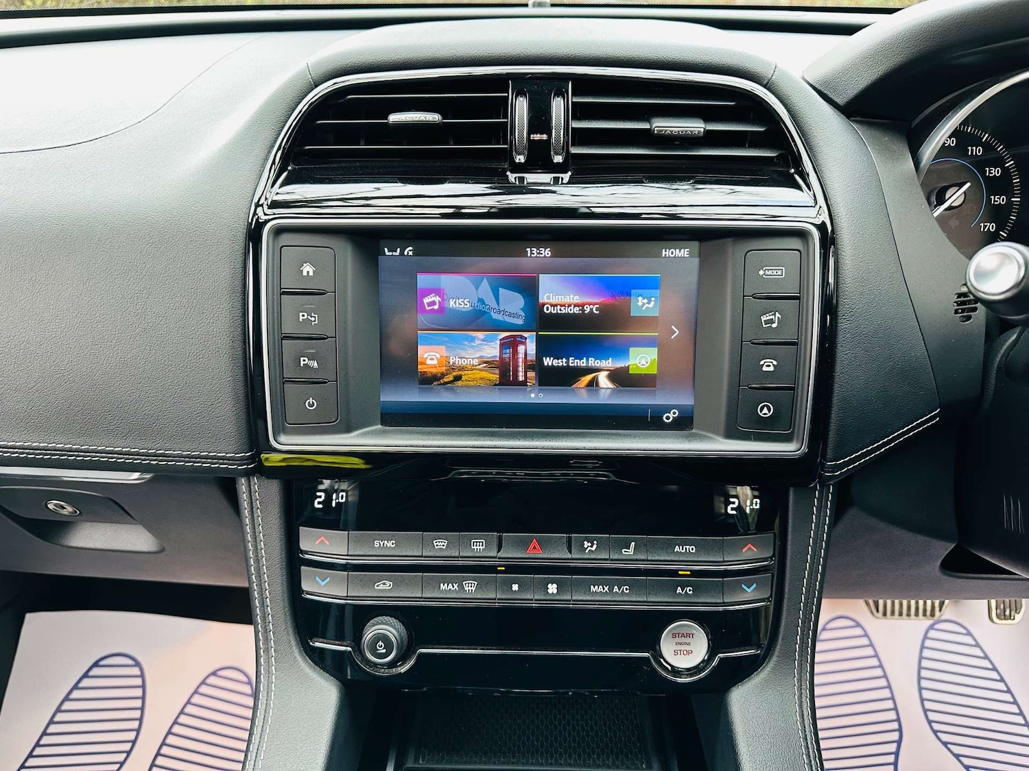 Used Jaguar F-Pace 2017 for sale - 77235359: Photo 13