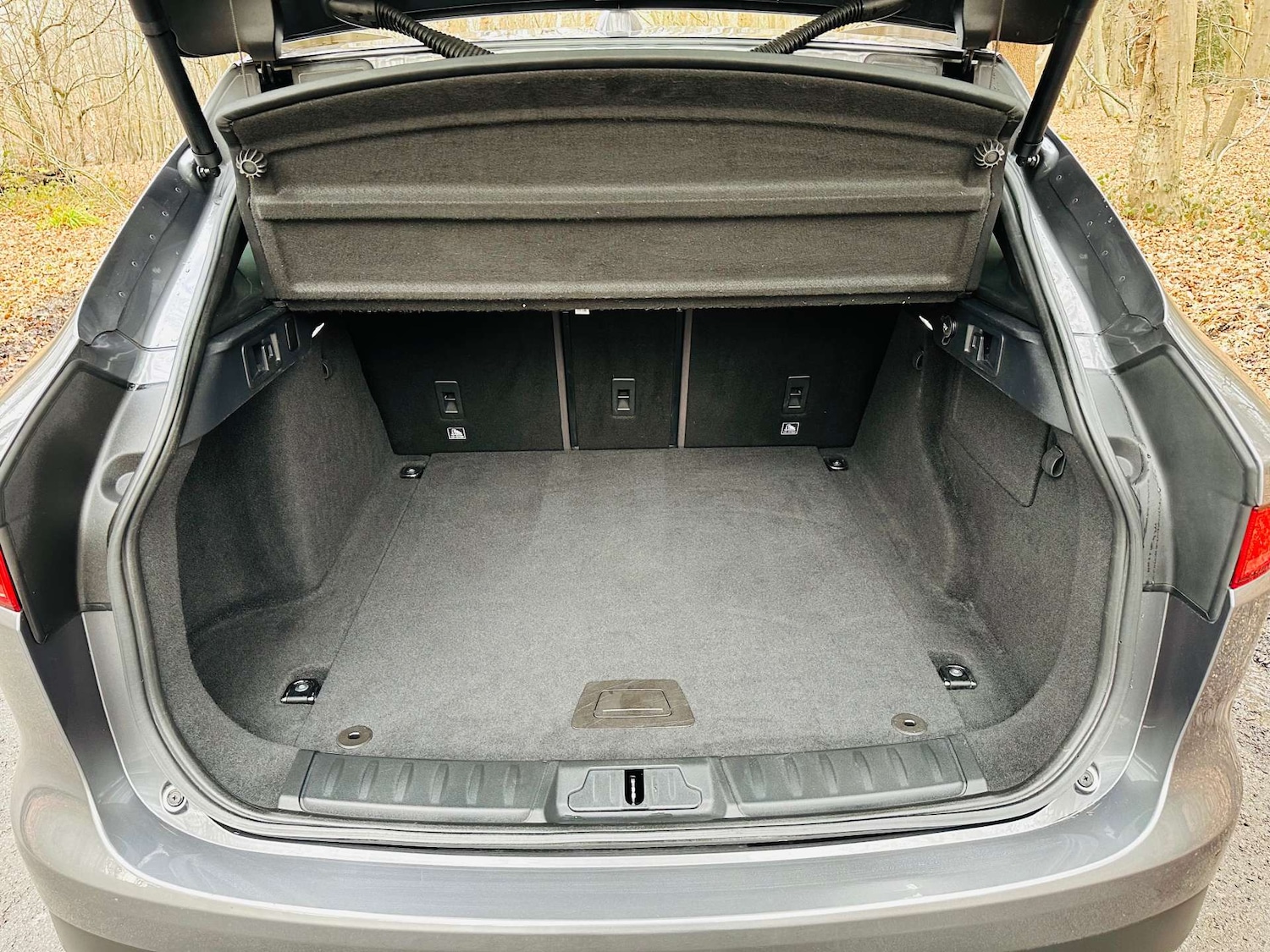 Used Jaguar F-Pace 2017 for sale - 77235359: Photo 38