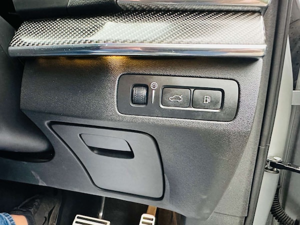 Used Volvo XC90 2017 for sale - 76305782: Photo 27