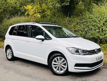 Used Volkswagen Touran 2018 for sale - 79800194: Photo
