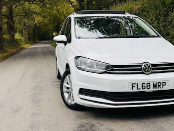 Used Volkswagen Touran 2018 for sale - 79800194: Photo