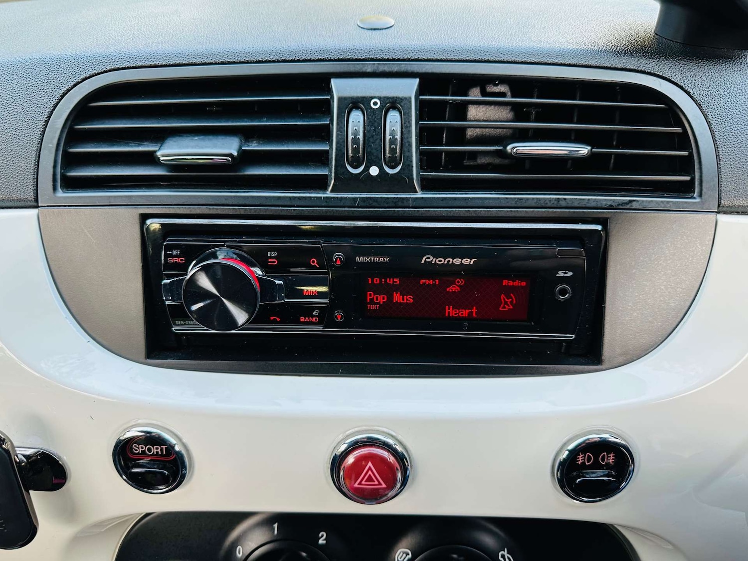 Used Abarth 500 2014 for sale - 76637970: Photo 12