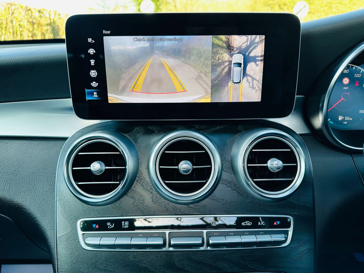 Used Mercedes-Benz GLC 2020 for sale - 78171889: Photo 13