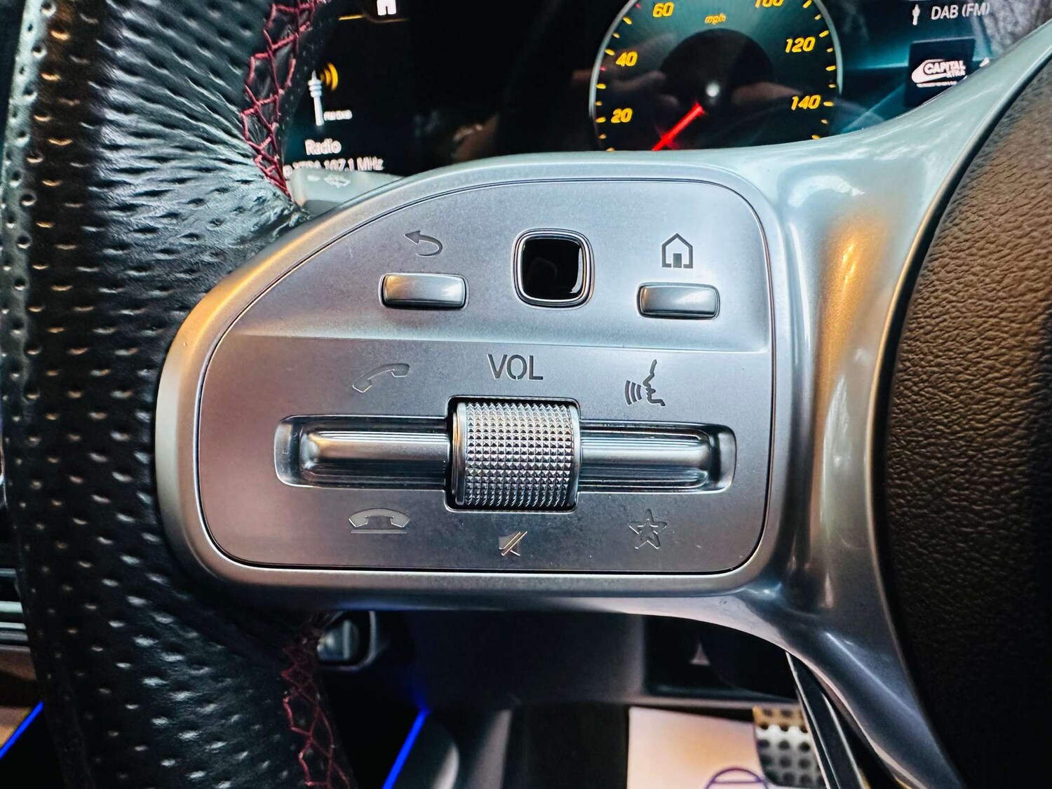 Used Mercedes-Benz GLB 2021 for sale - 76322870: Photo 25