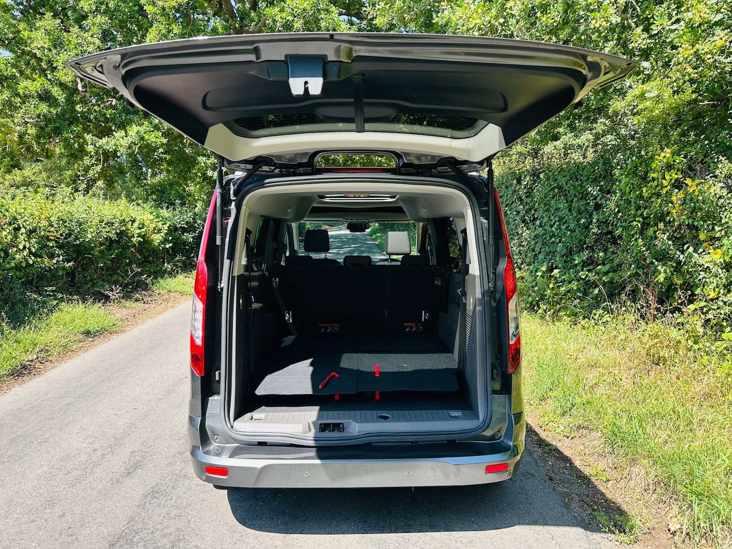 Used Ford Grand Tourneo Connect 2021 for sale - 76601859: Photo 34