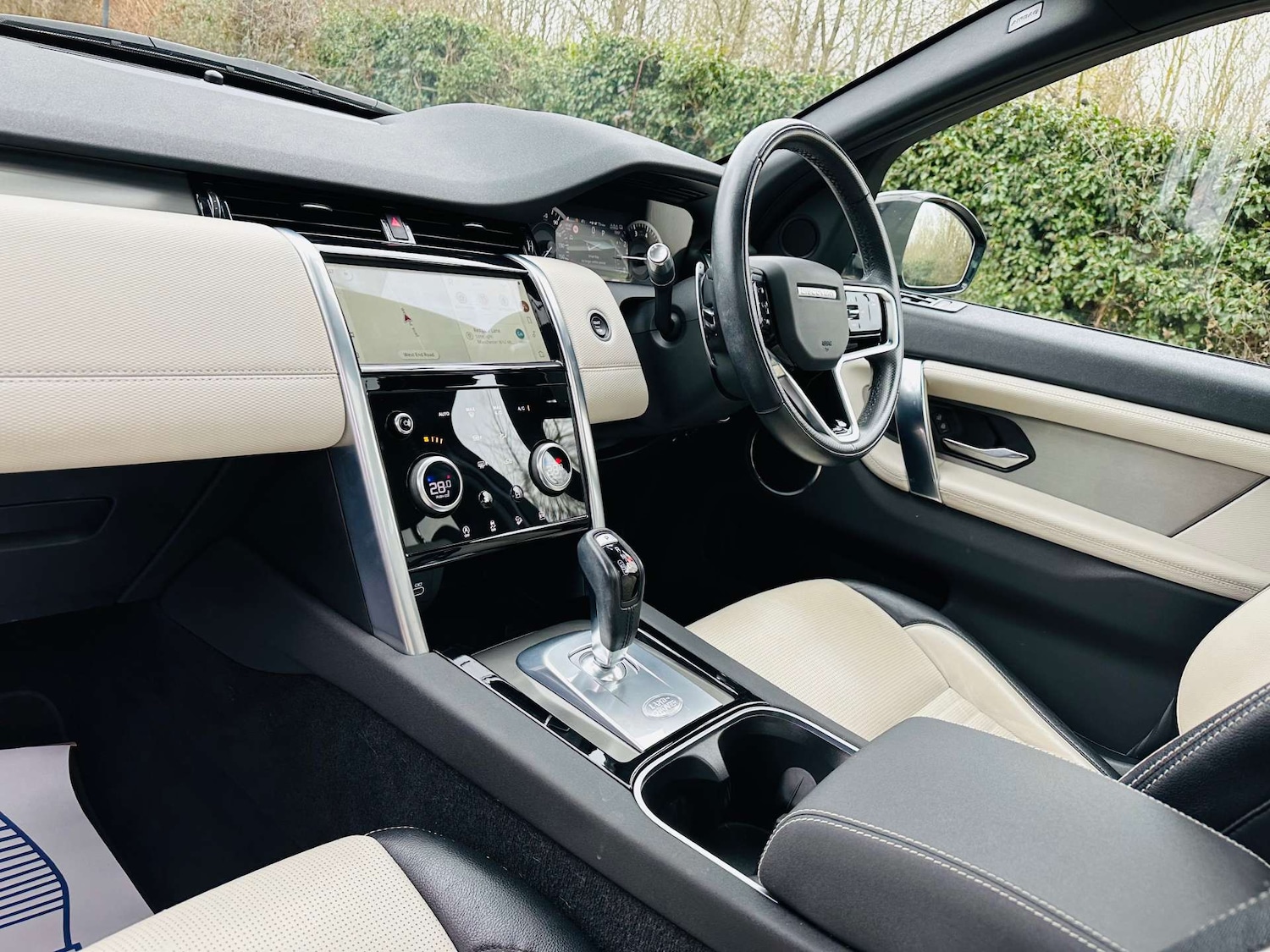 Used Land Rover Discovery Sport 2021 for sale - 77591944: Photo 7